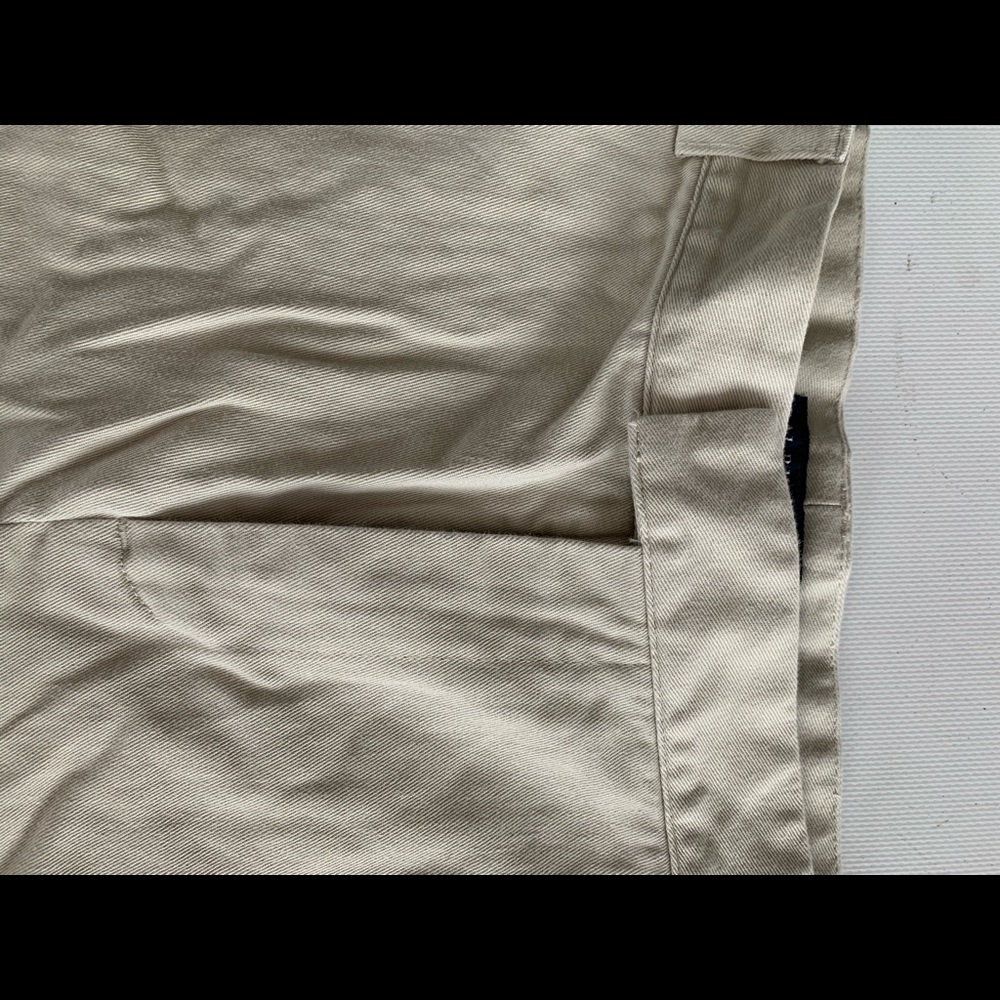 ⭐️ Ralph Lauren~~Tan Shorts~~⭐️ - Picture 2 of 7